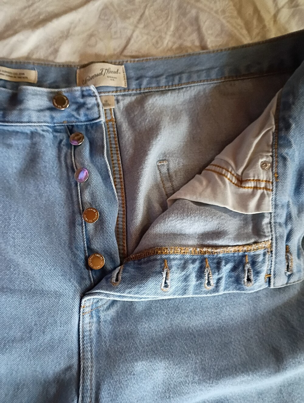 Barrel Jeans -Universal Thread - Picture 3 of 5
